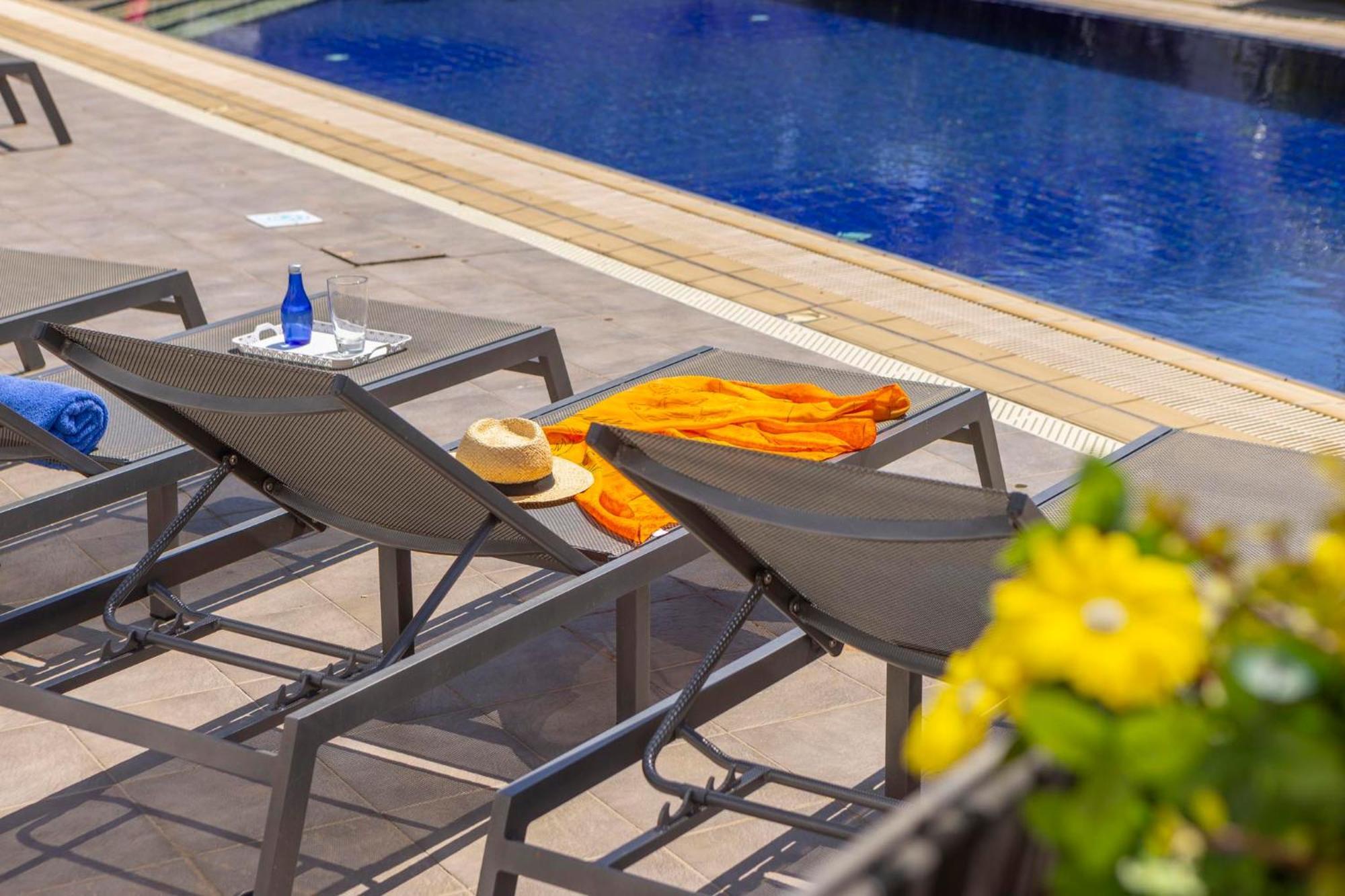 Azure Luxury Pool Villa Protaras Exterior photo
